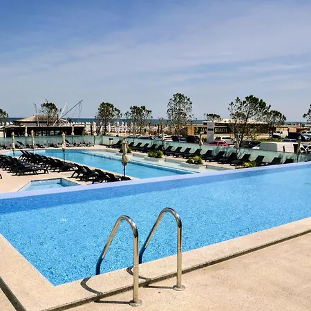 Apartman Aquablue Std In Infinity Pool &